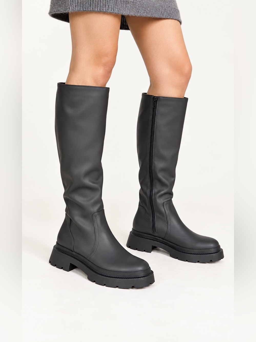 Bar III Twylap Black Lug Sole Boots 9M
